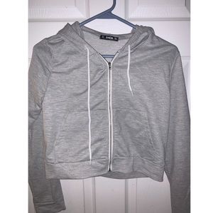 Shein Grey Crop Sweatshirt. Size Large